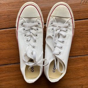 White low top converse